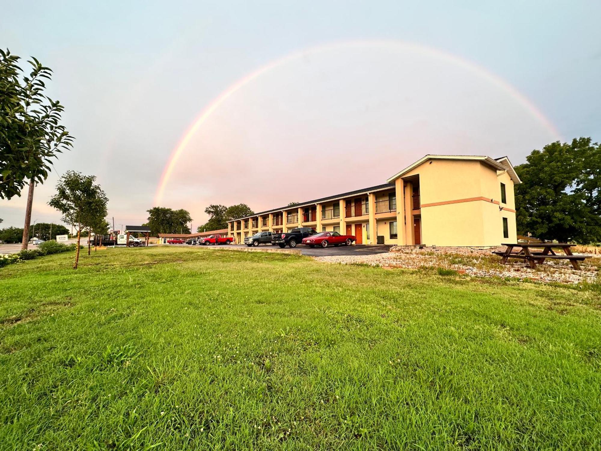 Bel Air Motel Wood River Екстериор снимка